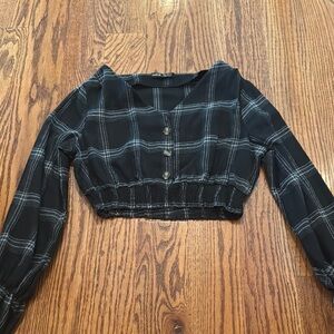 SHEIN Black Ruched Crop Blouse